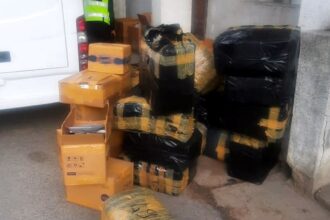 bunuri in valoare de peste 450 000 lei susceptibile a fi contrafacute descoperite de politistii de frontiera din cadrul garzii de coasta 68e390627e9f2
