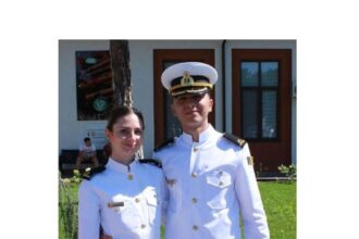 camarazii si comunitatea au facut minunea posibila cosmin alexandru ofiter specialist in cadrul fortelor navale a inceput lupta pentru viata in anglia 68e12de5ab9a6