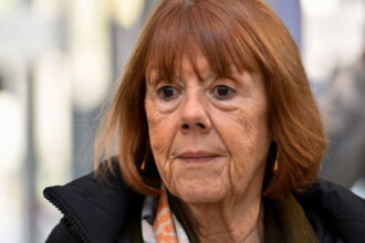 cazul care a socat franta gisele pelicot isi confrunta unul dintre agresori in instanta e o crima sa violezi o femeie inconstienta 68e6a24b50ebf