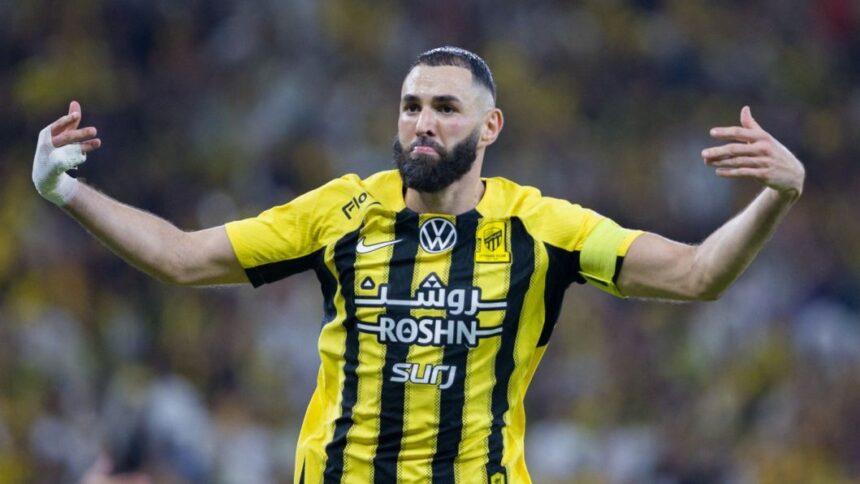 Surpriză de proporții! Karim Benzema se pregătește să revină pe continent, alăturându-se unui club de renume din Europa League. 1 ce revenire karim benzema isi pregateste intoarcerea in europa la un club puternic din europa league 68ef6a869cb9a