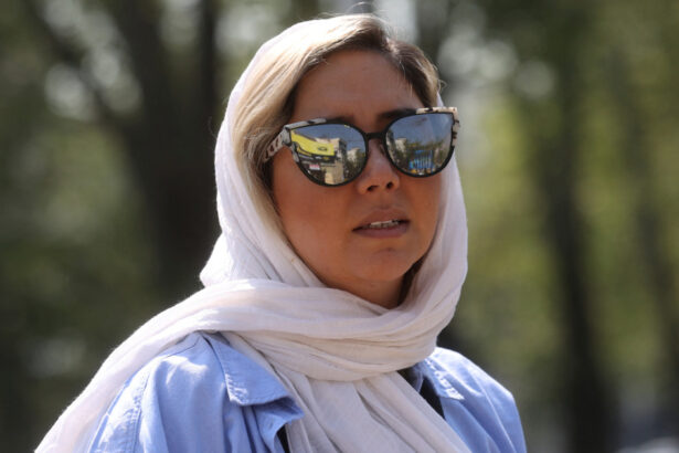 cecenia obliga femeile sa se imbrace islamic cu parul acoperit nou cod vestimentar in scoli institutii publice spatii comerciale 69048b1d9dade