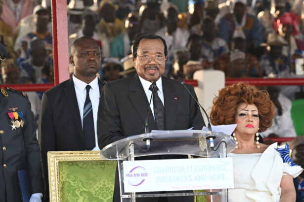 cel mai batran presedinte din lume candideaza pentru un nou mandat paul biya si a inceput campania electorala 68e64303826a4