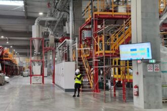 cel mai mare reciclator de pet uri din romania se judeca la constanta cu firma care vrea santierul naval mangalia din cauza unor restante 69016b6553441