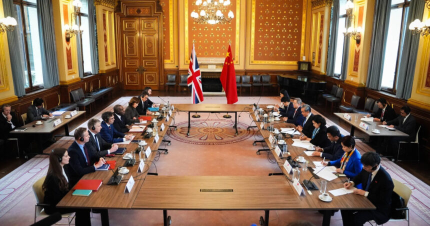 China își arată colții față de Marea Britanie: Londra analizează opțiuni de sancționare a agențiilor sale de securitate 1 china ameninta marea britanie cu represalii londra ia in calcul sanctionarea serviciilor sale de securitate the guardian 68e391f99bc63