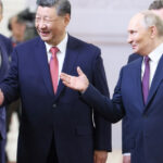 China susține importurile de petrol din Rusia: „Sunt complet justificate”. SUA, acuzate de practici de „presiune” 2 china isi apara achizitiile de petrol rusesc sunt legitime sua acuzate ca folosesc metode de intimidare 68f13c23c3a8f