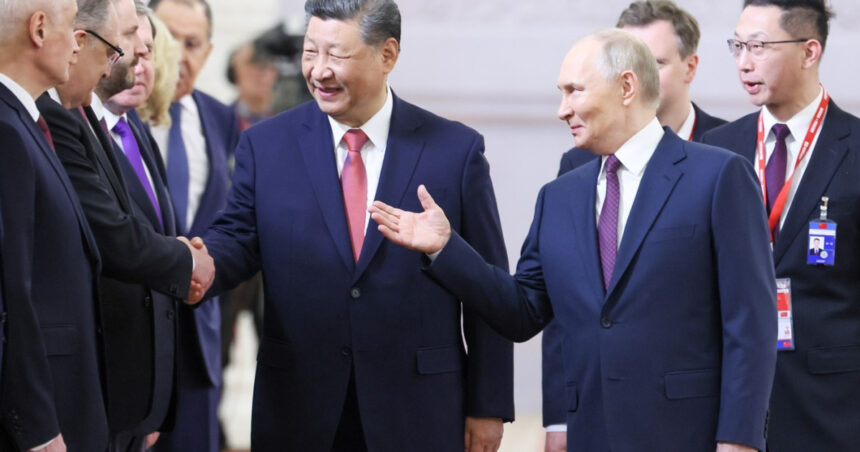 China susține importurile de petrol din Rusia: „Sunt complet justificate”. SUA, acuzate de practici de „presiune” 1 china isi apara achizitiile de petrol rusesc sunt legitime sua acuzate ca folosesc metode de intimidare 68f13c23c3a8f