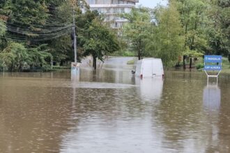 ciclonul barbara loveste judetul constanta in 24 de ore vor cadea ploi cat pentru o luna 68e4d4d45577d