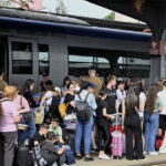 Trenurile CFR Călători revin pe traseu după soluționarea problemelor financiare! 3 circulatia trenurilor cfr calatori a fost reluata dupa ce s a ajuns la un acord privind plata datoriilor 68f85831a8008