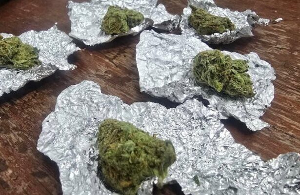 constanta barbat prins de jandarmi cu substante susceptibile a fi interzise 68f8b734c9178