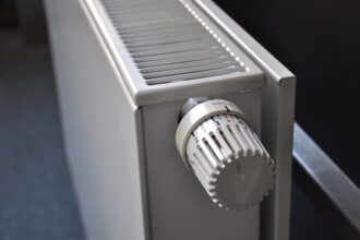 constantenii vor plati mai mult pentru energia termica din noiembrie primaria stabileste noile tarife si subventii 68fb682e8bfa9