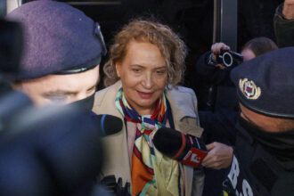 coruptie la spitalul militar central alti 18 angajati sunt urmariti penal de dna pe langa sefa florentina ionita acuzatiile oficiale 68f2080c78a92