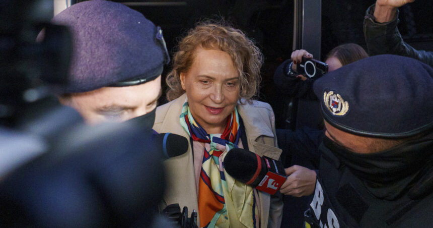 Scandal de Corupție la Spitalul Militar Central: În vizorul DNA, 18 angajați, alături de șefa Florentina Ioniță, confruntați cu acuzații grave. 1 coruptie la spitalul militar central alti 18 angajati sunt urmariti penal de dna pe langa sefa florentina ionita acuzatiile oficiale 68f2080c78a92