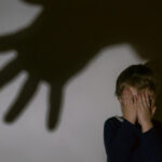 Dramă și neputință: Povestea unui copil aflat într-un centru de plasament, bătut zi de zi fără ca cineva să observe 2 cosmarul unui copil ajuns de cateva luni intr un centru de plasament pe langa ca lua bataie zilnic nimeni nu sesiza 690363bfb1dfb