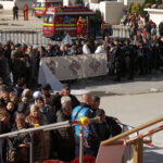 Flux continuu de enoriași la Catedrala Națională: Programul de închinare la Sfântul Altar a fost EXTINS! 3 cozi interminabile la catedrala nationala a fost prelungit programul de inchinare prin sfantul altar 690214ff3c2ee