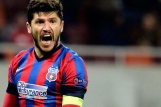 cristi tanase socat de un fost antrenor de la fcsb piturca e mic copil pe langa tine 68e609b7e3781