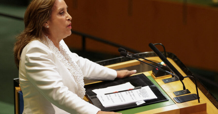 Peru în Cotidiană: Parlamentul o înlătură pe președinta Dina Boluarte. Ce argumente au stat la baza hotărârii? 1 criza in peru presedinta dina boluarte a fost destituita de parlament cum a motivat legislativul decizia 68e8c2d7e97d0