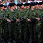 Croația revine la stagiul militar obligatoriu începând cu 2026: Zeci de mii de tineri vor participa anual la antrenamente. 2 croatia reintroduce serviciul militar obligatoriu din 2026 mii de tineri vor fi chemati anual la instructie 68fbaf6036404