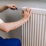 Ghidul expertului pentru o aerisire eficientă a caloriferelor înainte de sezonul rece: prevenirea riscurilor legate de centrala ta! 3 cum sa aerisesti corect caloriferele la inceputul sezonului rece potrivit specialistilor ce riscuri exista pentru o centrala proprie 68f0702df15dd