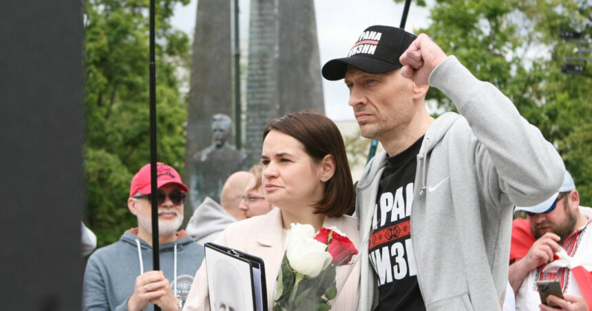 Povestea cuplului care îndrumă opoziția din Belarus: Lecții învățate despre cum războiul din Ucraina putea fi prevenit – „Se conturează acum consecințele acelor erori” 1 cuplul care conduce opozitia din belarus a dezvaluit cum putea fi evitat razboiul din ucraina acum se vede unde au dus acele greseli 68ef222b342a4