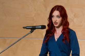 daria ioana ostachi de la colegiul national de arte regina maria din constanta discurs oficial la gala elevului reprezentant 68f4e5cfa7a8a