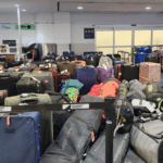 DIICOT descoperă o captură surprinzătoare pe Aeroportul Otopeni! Un albanez, dus la arest, ascundea un secret șocant într-un troller. 2 diicot da lovitura pe aeroportul otopeni cetatean albanez dus la arestare incredibil ce era ascuns intr un troller 68f363015c746
