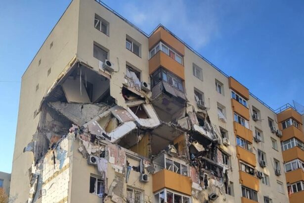 distrigaz porneste din nou robinetul cu gaze de pe calea rahovei ce se intampla cu blocurile din apropierea zonei exploziei 68fba3e525656