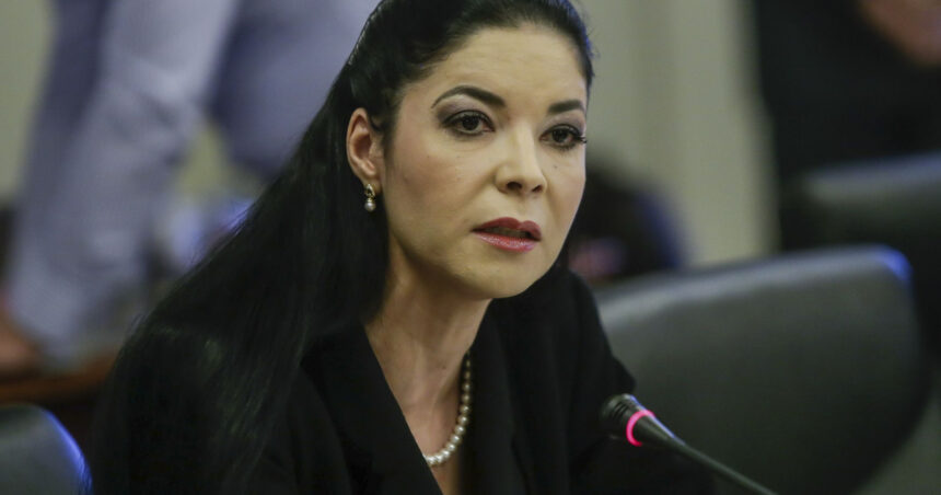 Reevaluarea acuzațiilor aduse Anei Birchall: Retragerea unui document controversat despre o presupusă colaborare cu CIA, considerată „o tentativă de eliminare politică” 1 documentul care o acuza pe ana birchall ca ar fi vrut sa colaboreze cu cia a fost retras o tentativa de asasinat politic 68eb290adc929