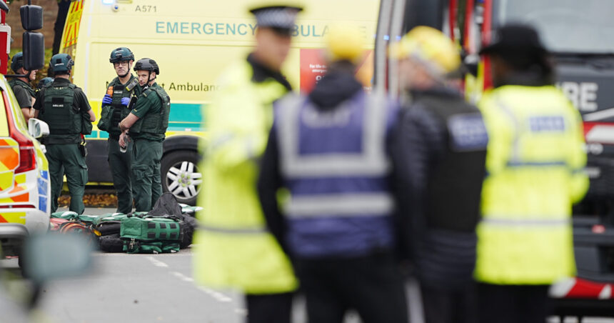 Tragedie în Manchester: Doi decedați și trei răniți în urma unui atac lângă o sinagogă, iar suspectul a fost neutralizat de forțele de ordine. 1 doi oameni au murit si trei au fost raniti intr un atac langa o sinagoga din manchester suspectul a fost impuscat de politie 68de79d3db120