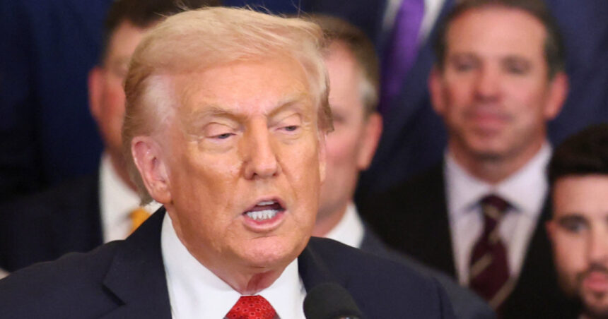 Donald Trump susține că partenerii din Orientul Mijlociu sunt pregătiți să mobilizeze forțe pentru a „restaura ordinea” în fața Hamas 1 donald trump afirma ca aliati din orientul mijlociu sunt gata sa trimita trupe pentru a chema la ordine hamas 68f7bae239c36