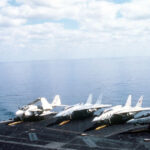 Coliziune în cer: Două avioane ale Marinei Americane s-au prăbușit în Marea Chinei de Sud, la doar 30 de minute distanță unul de altul. 2 doua aeronave ale marinei sua s au prabusit in marea chinei de sud incidentele s au petrecut la 30 de minute distanta 68ff255007504