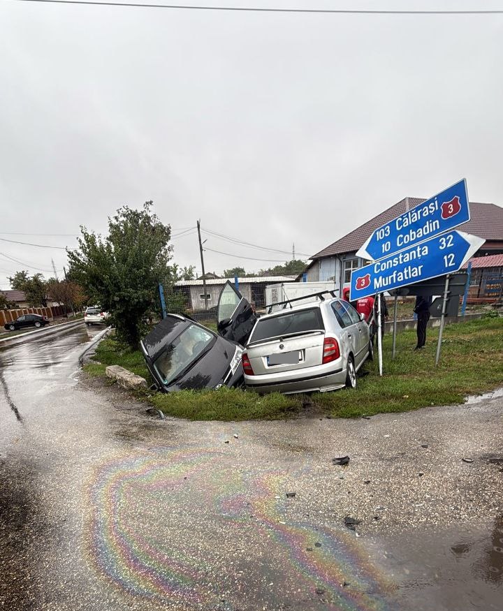 Coliziune pe șosele: Două mașini s-au ciocnit în comuna Ciocârlia 1 doua autoturisme implicate intr un accident in comuna ciocarlia 68e4e647692dc