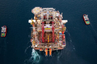 doua treimi dintre romani de acord ca tara noastra sa livreze republicii moldova gaze naturale extrase din marea neagra sondaj 6900af60aa1f8