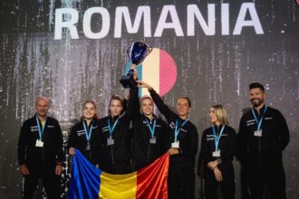 eliza samara si elena zaharia vicecampioane europene cu echipa romaniei la tenis de masa 68f75a4fb83e6