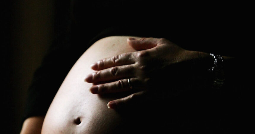 „În brațele mele, un prunc neajutorat. Strigătul de disperare al unei foste paciente de la clinica din Constanța, după tragedia tinerei gravide” 1 exclusiv aveam in brate copilul inert am inceput sa urlu marturia unei foste paciente a clinicii din constanta unde a murit tanara gravida 68f89f77829d5