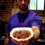 „Cel mai talentat barista al României: „Ar fi fantastic ca echipa națională să ajungă la Mondial, doar pentru a savura cafeaua în Mexic”” 2 exclusiv cel mai bun barista din romania merita ca nationala sa se califice la mondial doar ca sa si bea cafeaua in mexic 68ef985d5120d