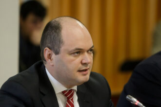 exclusiv guvernul se imprumuta masiv deficit la buget de 103 miliarde de lei consilierul lui bolojan au fost venituri estimate din pix 68f75b13880a5