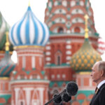 Ministrul Apărării răspunde acuzațiilor lui Vladimir Putin despre România: Ultimul care poate oferi lecții, o farsă! 3 exclusiv ministrul apararii reactioneaza la acuzatiile lui vladimir putin la adresa romaniei e ultimul om care sa dea lectii o butaforie 68dee32e9b2f7