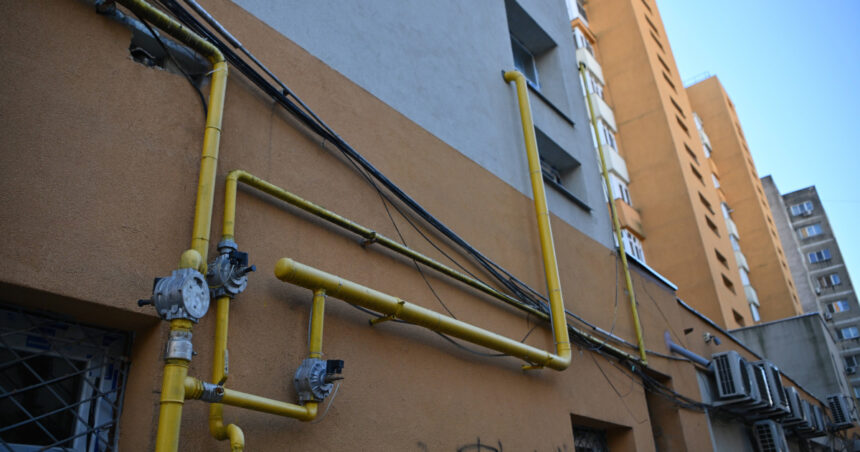 Rahova în văpaie: Reluarea treptată a furnizării de gaze pentru cei care respectă normele, începând de sâmbătă 1 explozia din rahova alimentarea cu gaze va fi reluata treptat de sambata la consumatorii care indeplinesc conditiile 68fbb6790808c