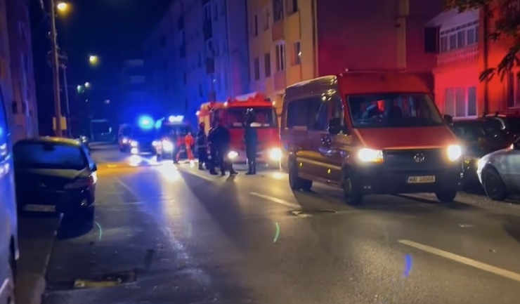 Deflagrație într-un imobil din Bistrița: o persoană rănită și 16 locatari în siguranță 1 explozie intr un bloc din bistrita un ranit si 16 persoane evacuate 68f4899edd3c5
