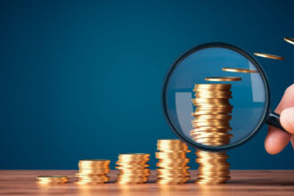fmi anunta cresterea economiei mondiale pe fondul taxelor vamale reduse conflictul dintre doua mari puteri ar putea schimba situatia 68ee7cecee640
