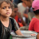 Copleșitoarea criză alimentară în rândul copiilor din Gaza: Peste 50.000 de micuți se confruntă cu malnutriția severă 2 foametea in randul copiilor din gaza a atins cel mai inalt nivel peste 50 000 sufera de malnutritie acuta 68e77c0f9f052