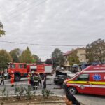 Coliziune ȘOCANTĂ la Hârșova! O motocicletă a nimerit pe trotuar, iar echipele SMURD au intervenit prompt! 3 foto accident infiorator la harsova o motocicleta a ajuns pe trotuar au intervenit salvatorii de la smurd 68f351738d2af
