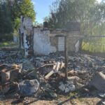 Îndemn la solidaritate: O bunică și cei doi nepoți din Băneasa se confruntă cu dificultăți, trăind într-un adăpost provizoriu după ce flăcările le-au distrus căminul. 3 foto apel umanitar o bunica si doi nepoti din baneasa locuiesc intr un adapost improvizat dupa ce casa le a fost mistuita de flacari 68dd550222d78