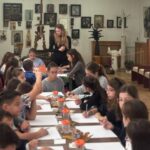 foto arta a prins viata muzeul de arta constanta ateliere creative si ghidaje captivante pentru elevi 68ff78c37ce51