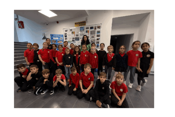 foto erasmus days la medgidia elevii de la scoala gimnaziala lucian grigorescu au descoperit magia roboticii la liceul teoretic nicolae balcescu 68efe615eb5e5