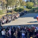 Simulare de cutremur la Școala Gimnazială nr. 3 Ciprian Porumbescu din Constanța: Un antrenament educativ captivant 2 foto exercitiu de simulare a unui cutremur la scoala gimnaziala nr 3 ciprian porumbescu din constanta 68eccf057cc44