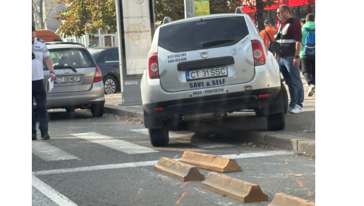 Incident șocant: O femeie a fost accidentată pe trotuar de o mașină de securitate în zona Abator! Află detalii despre eveniment! 1 foto femeie lovita de masina unei firme de securitate pe trotuar in zona abator vezi ce s a intamplat 68fa041fa02c0
