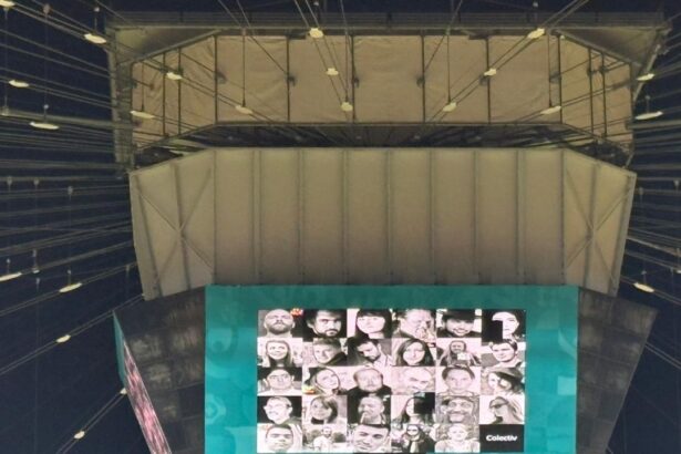 foto gest de clasa pe arena nationala pentru victimele de la colectiv bannerul afisat de fanii lui dinamo 69050ba290d0b