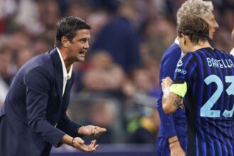 foto italienii au reactionat dupa gestul neasteptat facut de jucatorul lui cristi chivu toti au impietrit 6905081f6e50f