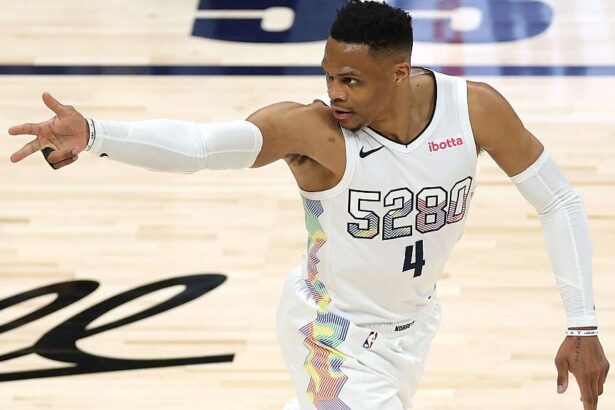 foto russell westbrook fostul mvp al nba a semnat cu sacramento kings 68f5c64b06eb6
